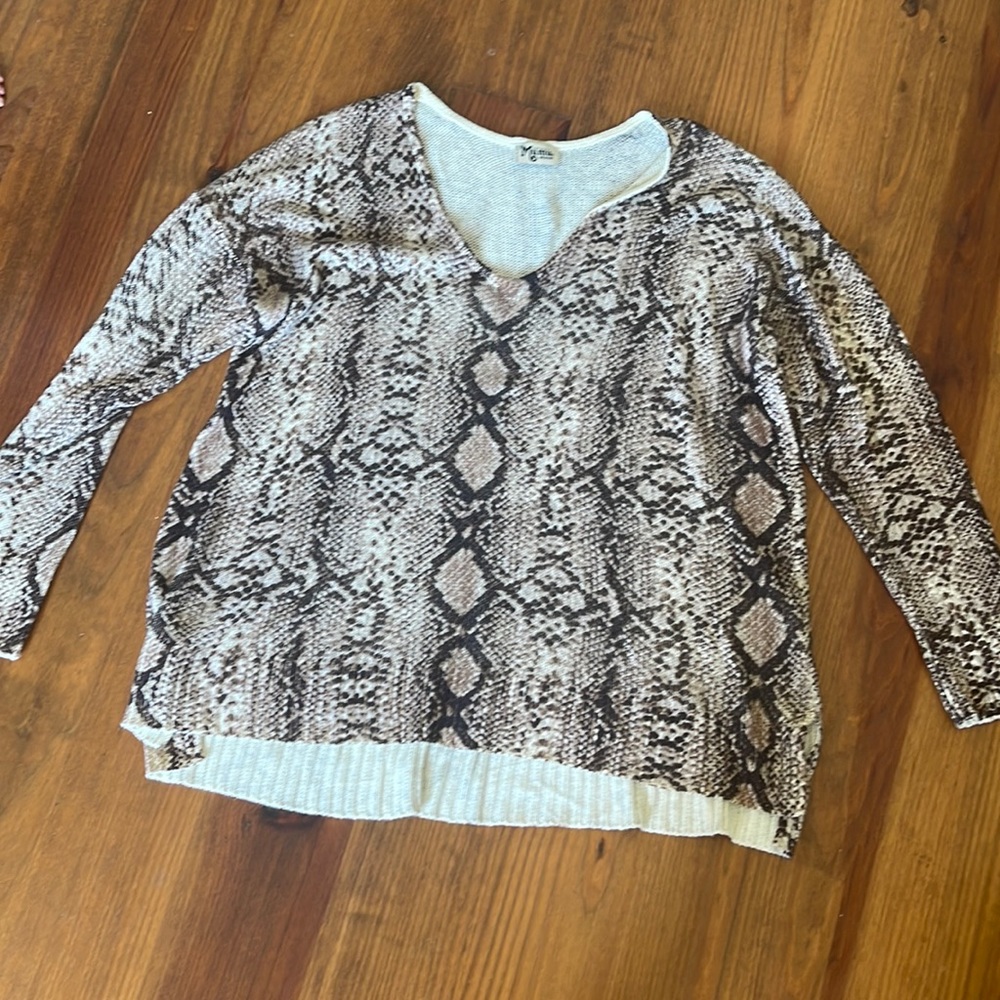 Show me your mumu sweater